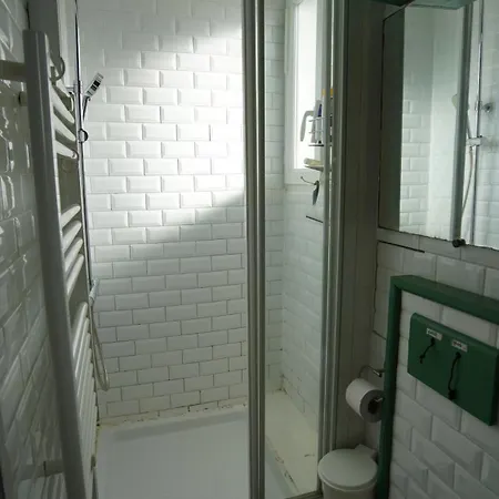 Apartment Joli Duplex 3 Pieces Dans Les Puces Saint-Ouen (Seine-Saint-Denis)